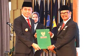 H Zonny Waldi terima mandat sebagai Plt Bupati Simalungun