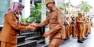Sehari Masa Kampanye,  dr Susanti Dewayani Jalani Cuti, Pimpin Apel Gabungan