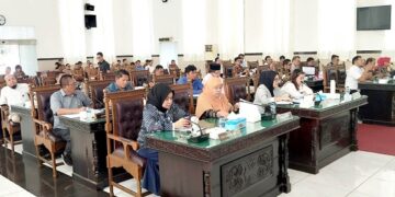 Rapat paripurna DPRD Siantar