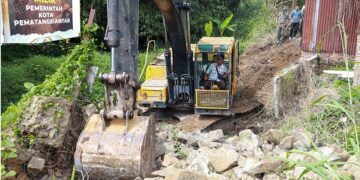 Lahan kuburan Mr X diratakan