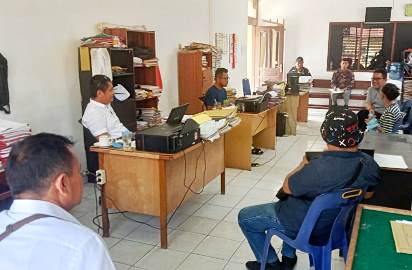 Mediasi di Kantor Unit Reskrim Polsek Tanah Jawa