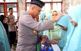 Kapolres santuni anak yatim