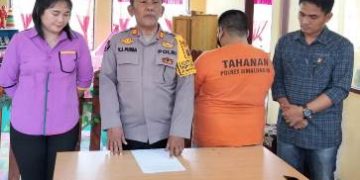 Pelaku cabvul mengenakan pakaian tahanan