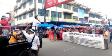 Pedagang berunjukrasa beberapa hari lalu