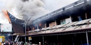 Gedung IV Pasar Horas yang terbakar September 2024