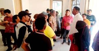 Tongam Pangaribuan dan Darson Anggiat Rajagukguk hadapi para Jukir