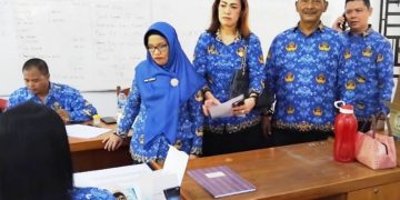 est urien pelajar SMP Negeri turut disaksiikan pejabat Kesbangpol, Dinas Kesehatan dan Dinas Pendidikan