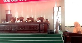 Hj Sabariah Harahap Spd juru bicara Fraksi Nurani Keadilan