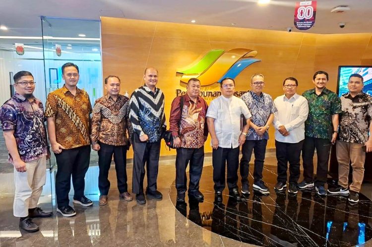 Poto bersama Walikota dengan pihak PTPN 3 Holding