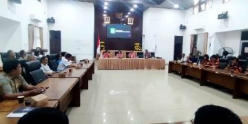 Dialog di ruang data