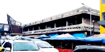 Gedung IV Pasar Horas yang akan dirobohkan