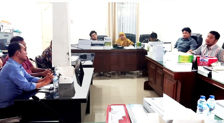 Rapat Kerja Komisi II dengan PD PHJ