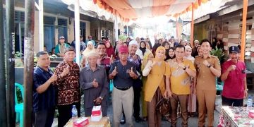 Poto bersama usai reses di Kelurahan Pardamean, Kecamatan Siantar Marihat
