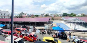 Arus lalulintas di  depan eks Gedung IV Pasar Horas