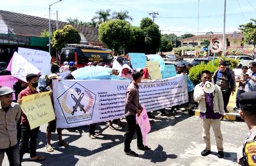 Aksi Pedang Demokrasi