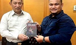 Fawer Sihite dan  Kapolri