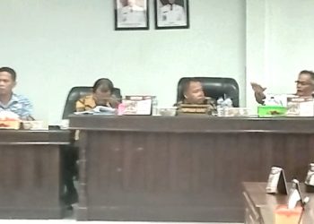 Sekda dan pimipnan DPRD Siantar