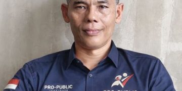 Direktur Pro-Public Institute, Goklif Manurung