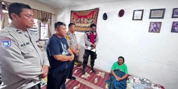 Korban di rumah duka