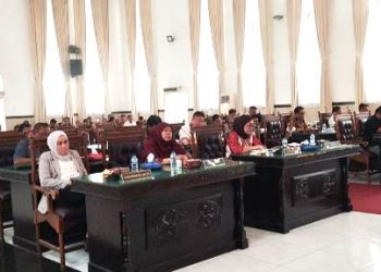 Rapat paripurna DPRD Siantar