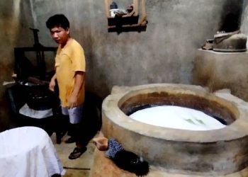 Hendro pengusaha tahu