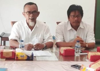 Ketua Panitia dan Sekretaris Panitia Pemilihan Rektor USI