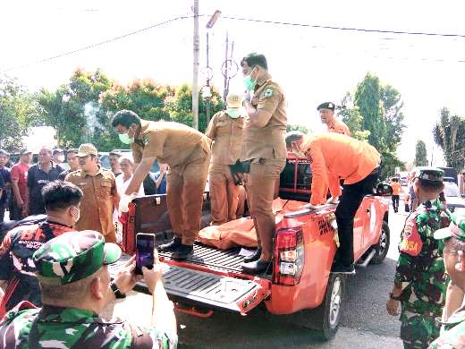 Korban saat dievakuasi