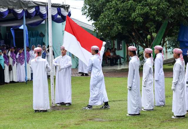 Pengibaran bendera