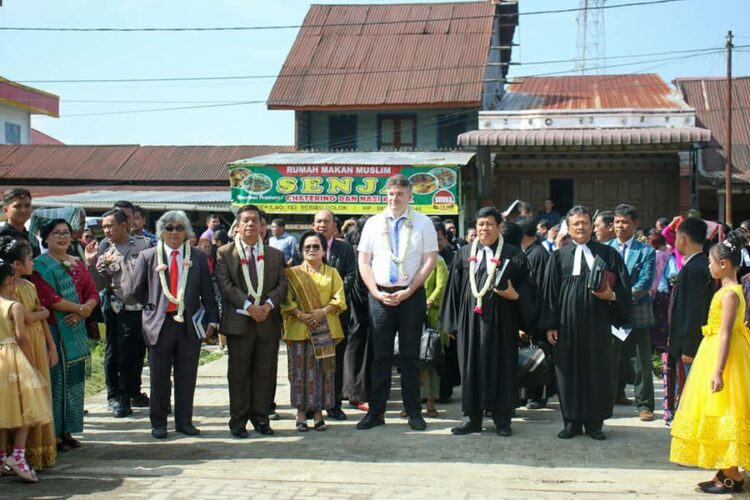 Bupati Simalungun Hadiri Peresmian GKPS Distrik XII Tiga Runggu