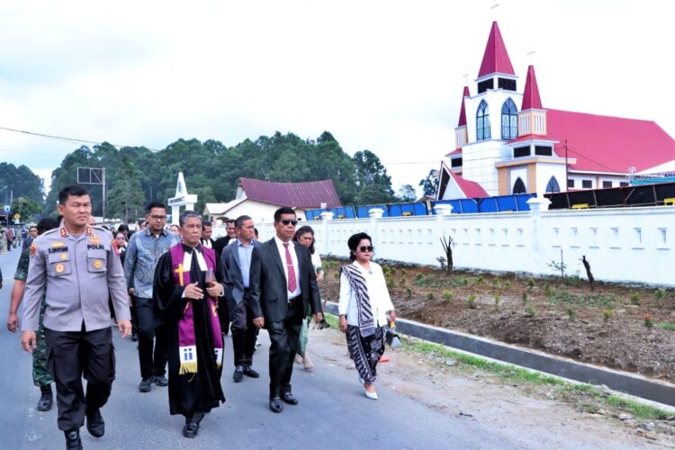 Pemkab Simalungun Bersama Forkopimda dan masyarakat Melaksanakan Perayaan Paskah Oikumene Tahun 2023