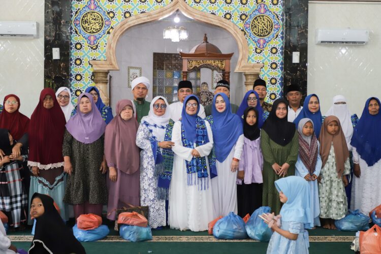 Wali Kota Siantar Hadiri acara Peringatan Isra' Mi'raj Nabi Muhammad SAW Tahun 1445 H di Masjid Al-Ikhlas