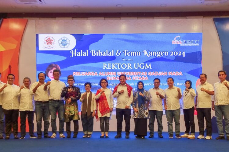 Wali Kota  hadiri Halal bi Halal dan Temu Kangen Keluarga Alumni Universitas Gadjah Mada Sumatera Utara (KAGAMA Sumut). Acara  digelar di Gedung Bank Sumut, Ballroom Lt 10 Jalan Imam Bonjol 18 Medan, Minggu (12/05/2024).