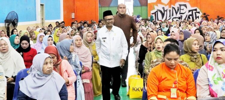 Wakil Bupati Simalungun Hadiri Wisuda Purna Siswa SMK Swasta Al-Washliyah 2 Perdagangan
