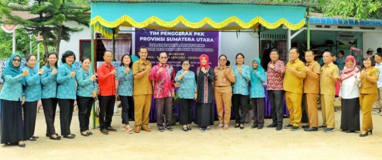 Ketua TP PKK Simalungun Sambut Baik Kehadiran Tim Evaluasi Nagori Percontohan Bangga Kencana Kesehatan Tahun 2024