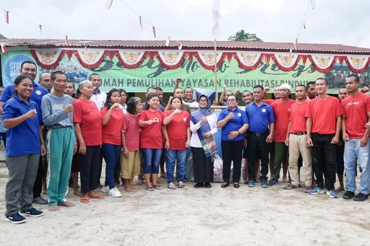 Wali Kota Pematangsiantar Kunjungi dan Beri bantuan ke Yayasan Rehabilitasi Rindung