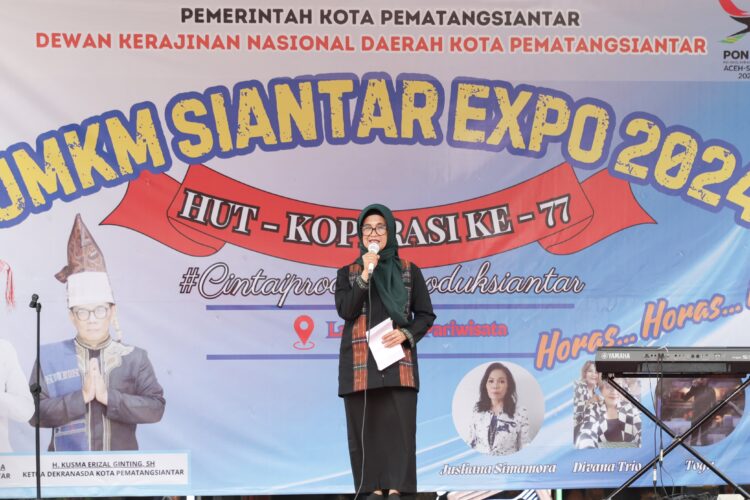 Wali Kota Pematangsianțar HadiriPembukaan UMKM Sianțar Expo 2024 