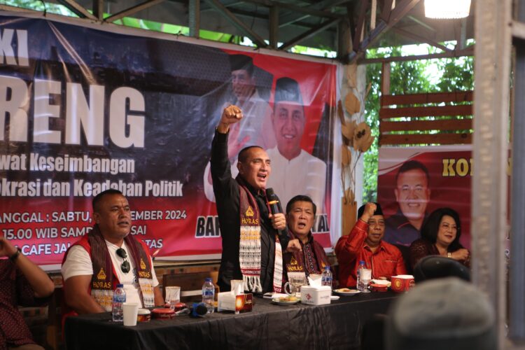 Bakal calon Gubernur (Bacagub) Sumatera Utara Edy Rahmayadi “nongki bareng” warga di DL Cafe Jalan Maluku, Kota Siantar, Sumatera Utara, Sabtu (07/09/2024) Dhev Bakkara/siantarcorner.com