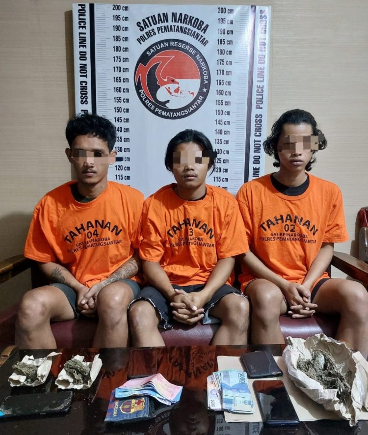 Dari Pinggir Jalan ke Pos Kamling, Tiga Pria Diamankan Terkait Ganja