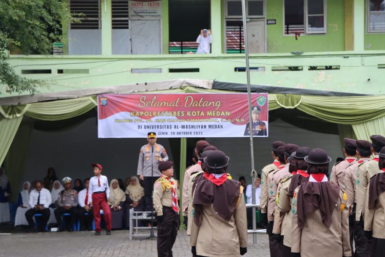 Sentuhan Humanis Kapolrestabes Medan di UNIVA: Tegas Soal Narkoba, Ajak Pelajar Dekat dengan Polisi