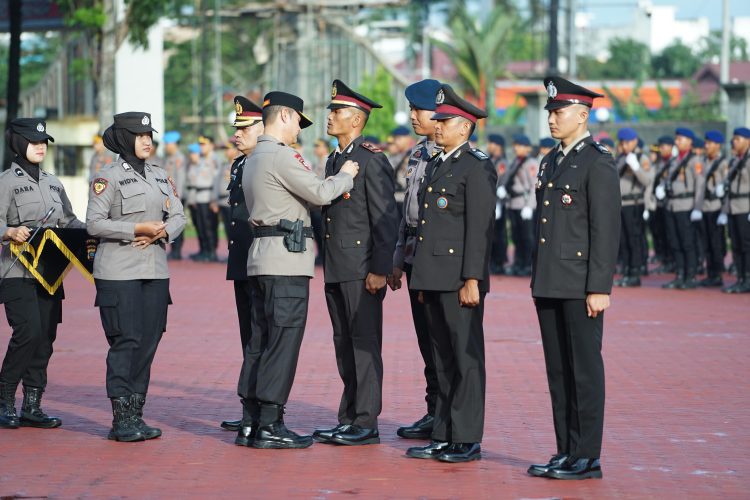 Hari Kesadaran Nasional Polda Sumut Berlangsung Khidmat, 19 Personel Satuan Brimob Polda Sumut Raih Tanda Kehormatan