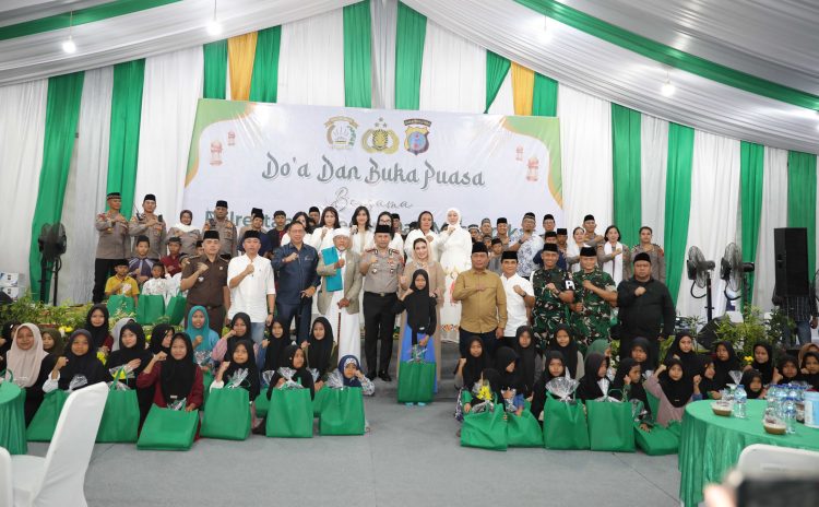 Polrestabes Medan Gelar Buka Puasa Bersama Anak Yatim, Tonjolkan Nilai Parhobas dan Asmaul Husna 99