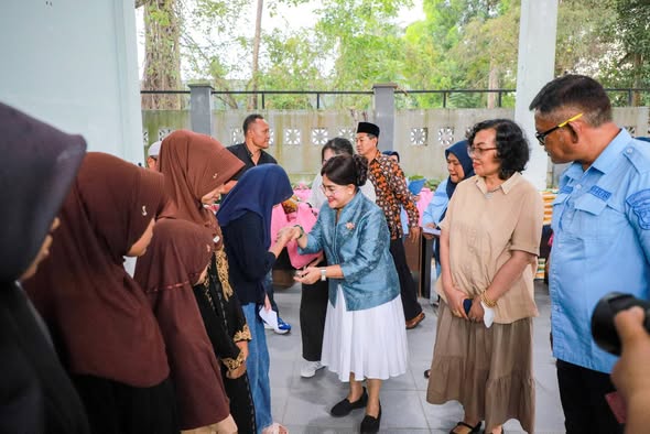 Ketua TP PKK Liswati Wesly Silalahi Beri Tali Asih Anak Yatim di Acara Punggahan Dishub, Wujud Kepedulian Pemko Pematangsiantar Sambut Ramadhan