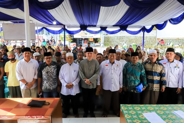 Wali Kota Wesly Salurkan Zakat untuk 520 Mustahik, Perkuat Kepedulian Sosial di Pematangsiantar