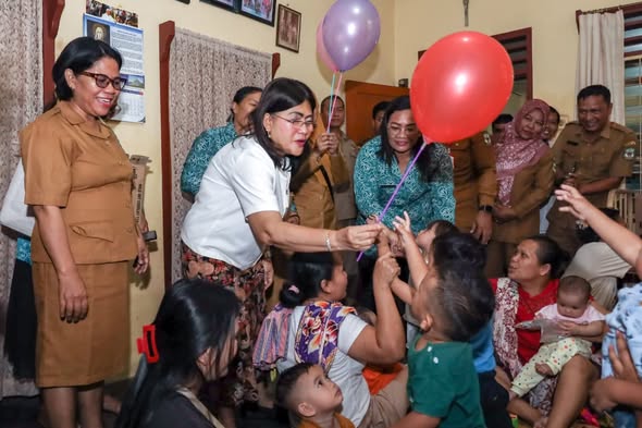 Wali Kota Wesly Silalahi Perkuat Layanan Kesehatan, Ny Liswati Tinjau Langsung Dua Posyandu di Siantar Marihat