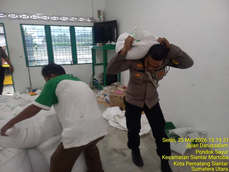 Kapolsek Siantar Marihat Kawal Langsung Penjualan Jagung Petani ke Bulog, Wujud Dukungan Ketahanan Pangan