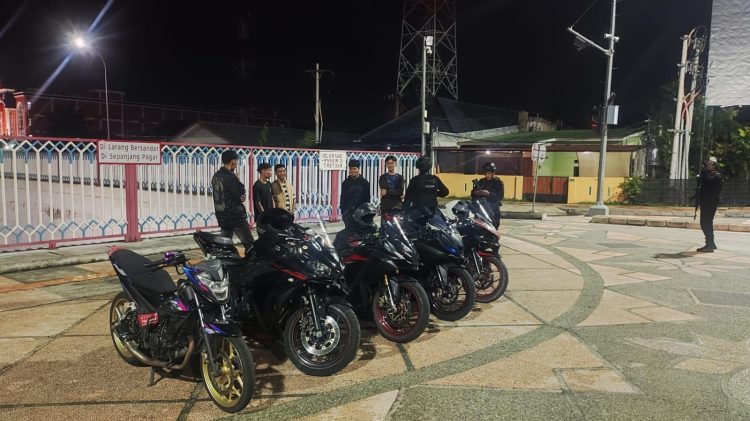 Saat Kota Terlelap, Brimob Sumut Menjaga: Patroli Humanis Hadirkan Rasa Aman di Medan