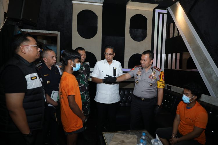 Edarkan Narkoba Berkedok Nasi Bungkus di Phantom KTV, Polisi Tetapkan Dua Tersangka,Manajemen Diduga Terlibat