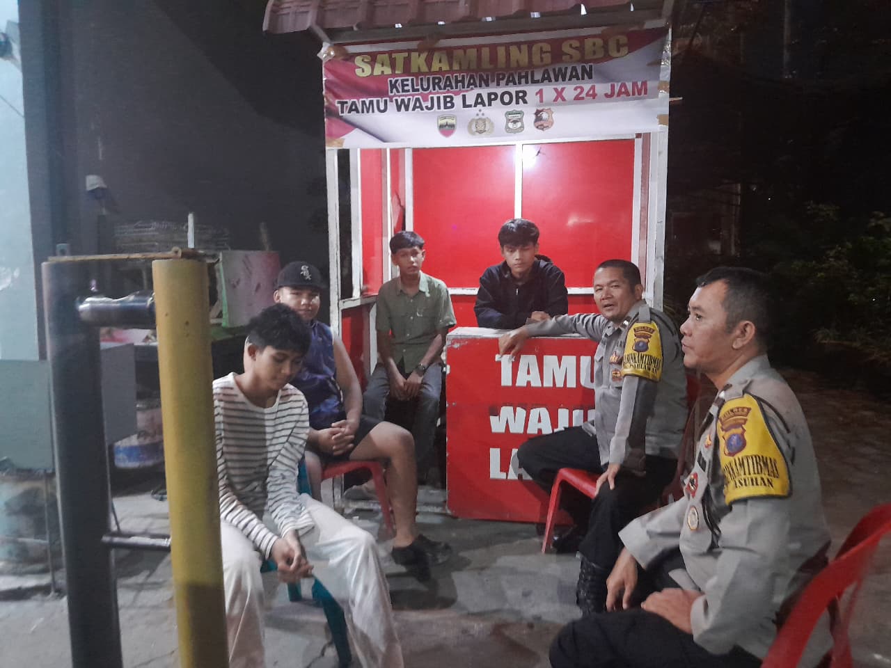 Polsek Siantar Timur Gencarkan SALING di Pos Satkamling SBC, Perkuat Kewaspadaan Warga Cegah Guantibmas