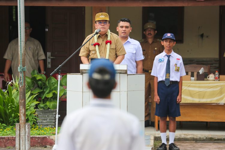 Di SMPN 1 Siantar, Wesly Tegas: Stop Bullying, Tawuran, dan Narkoba, Jadilah Pemimpin Masa Depan!