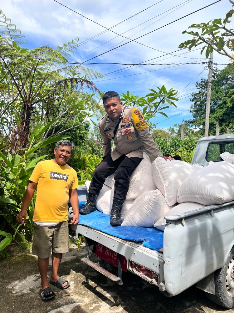 Dari Ladang ke Bulog, Polsek Siantar Selatan Kawal Hasil Panen Jagung Petani Binaan Demi Ketahanan Pangan